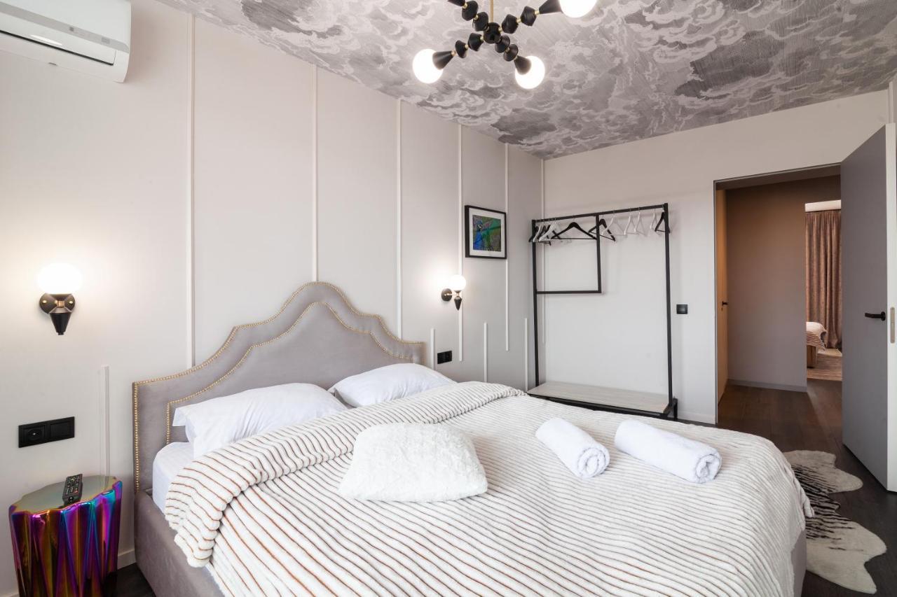 לבוב Leogrand Apartments On Svobody Avenue מראה חיצוני תמונה
