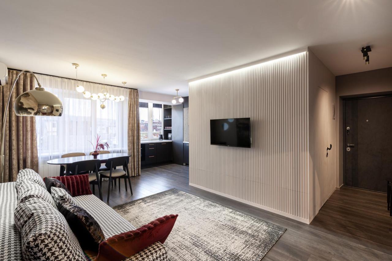 לבוב Leogrand Apartments On Svobody Avenue מראה חיצוני תמונה