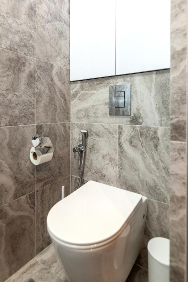 לבוב Leogrand Apartments On Svobody Avenue מראה חיצוני תמונה